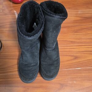 Koolaburra Black Suede Boots